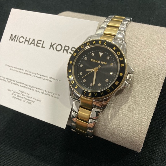 MICHAEL KORS MINI KENLY 2 TONE WATCH - Picture 8 of 9